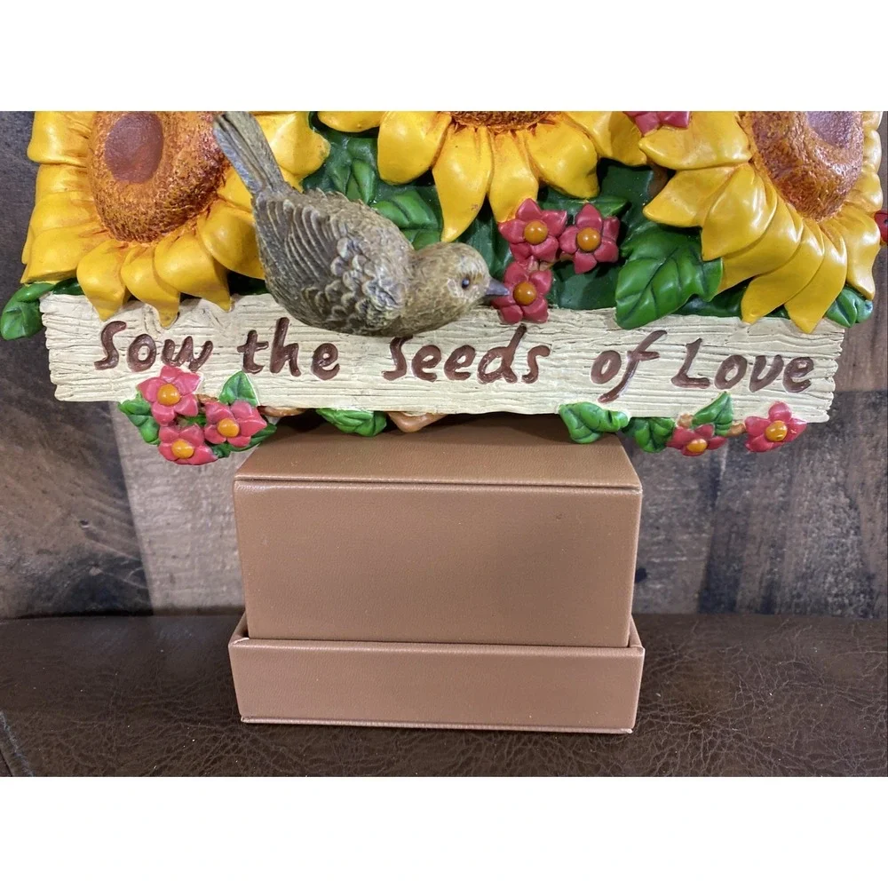 Sunflower Resin Wall Plaque W/‎ Moving Bird On Spring 